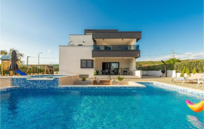 Nice Home In Posedarje With Heated Swimming Pool